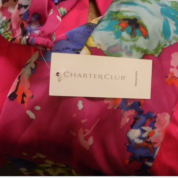 Floral top and capris - Picture 5 of 5